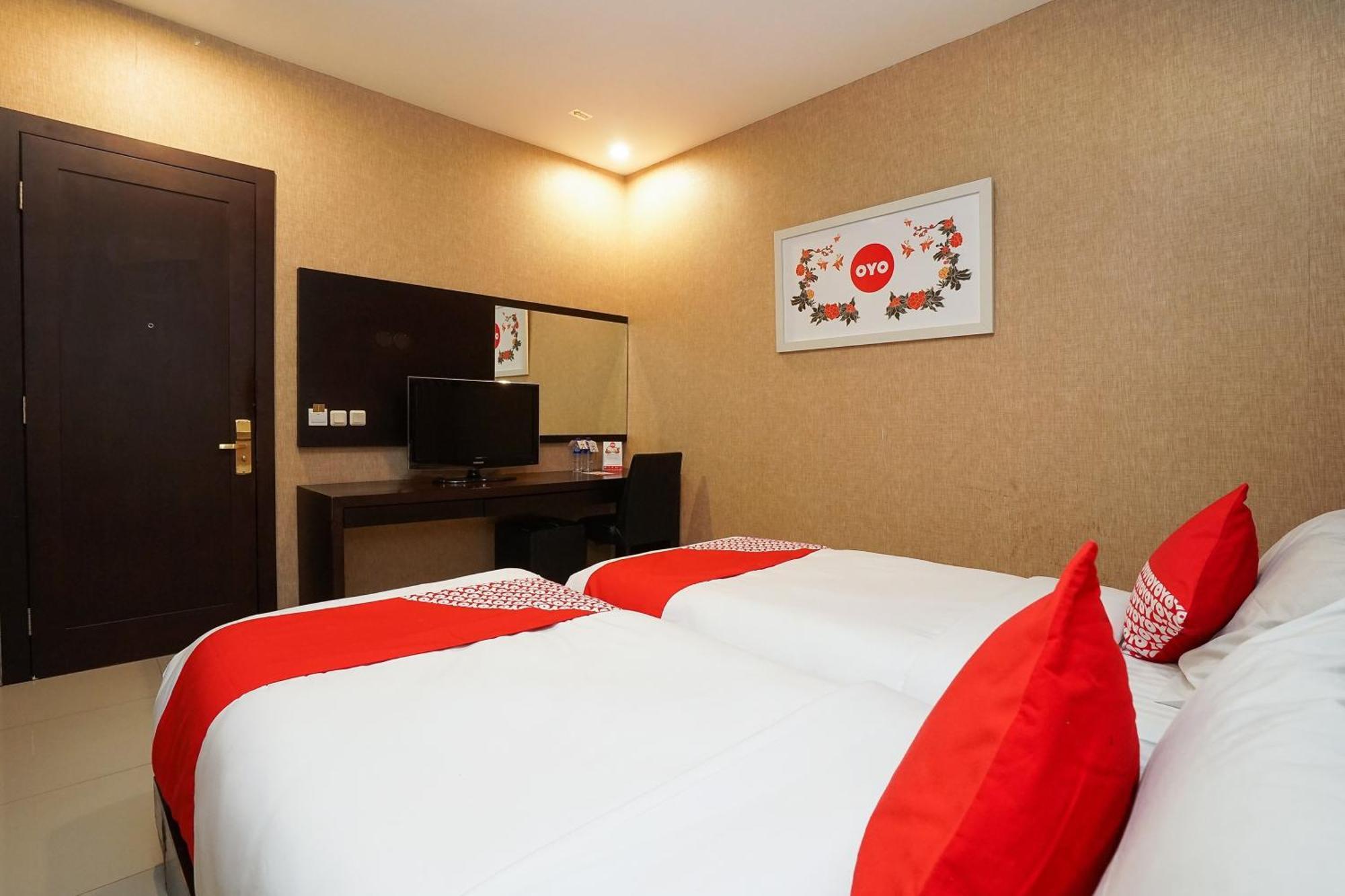 Hotel Istana Permata Ngagel Surabaja Zewnętrze zdjęcie