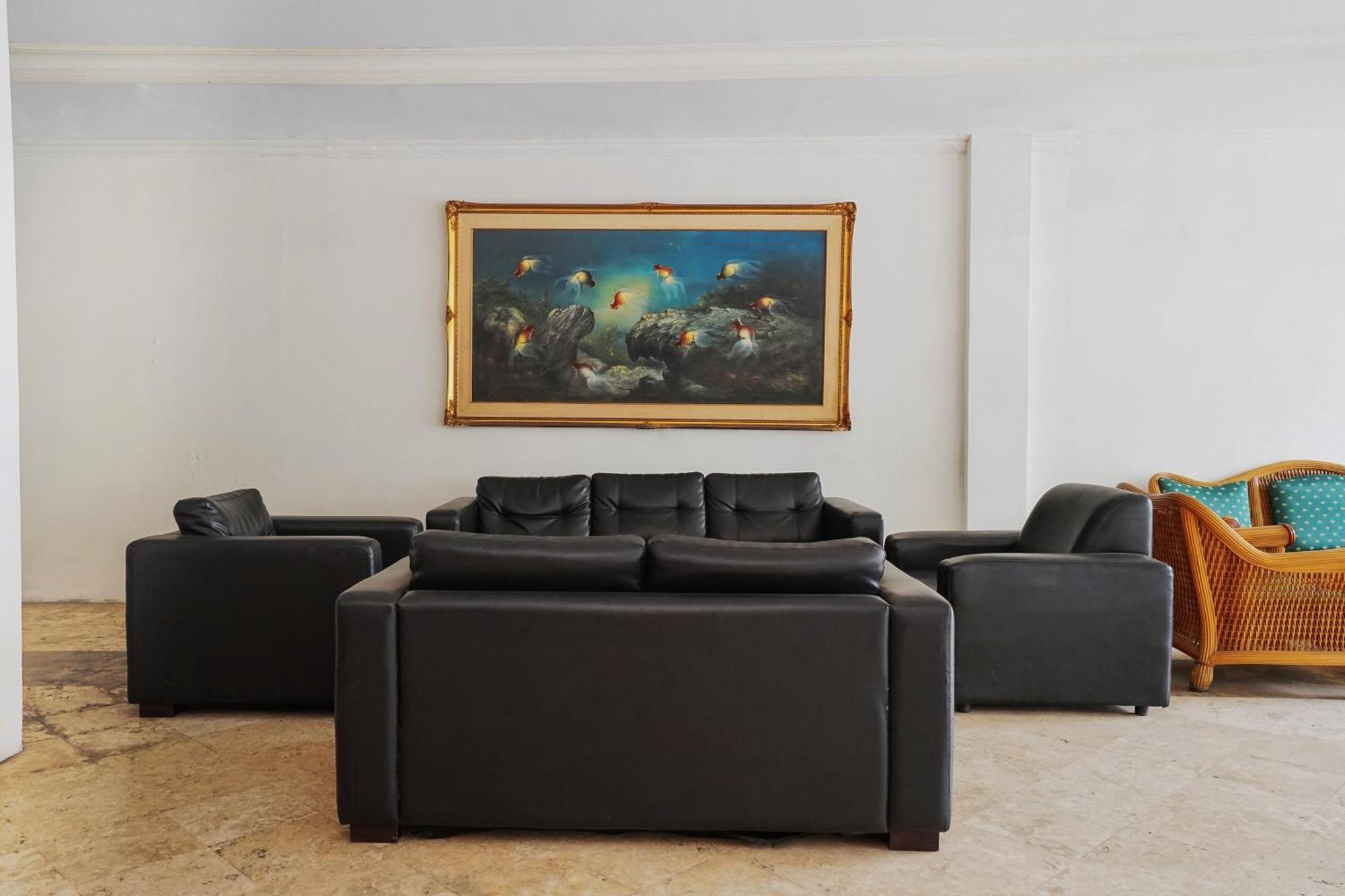 Hotel Istana Permata Ngagel Surabaja Zewnętrze zdjęcie