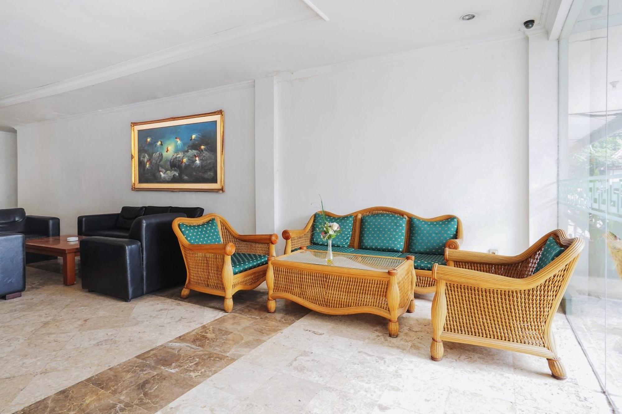 Hotel Istana Permata Ngagel Surabaja Zewnętrze zdjęcie