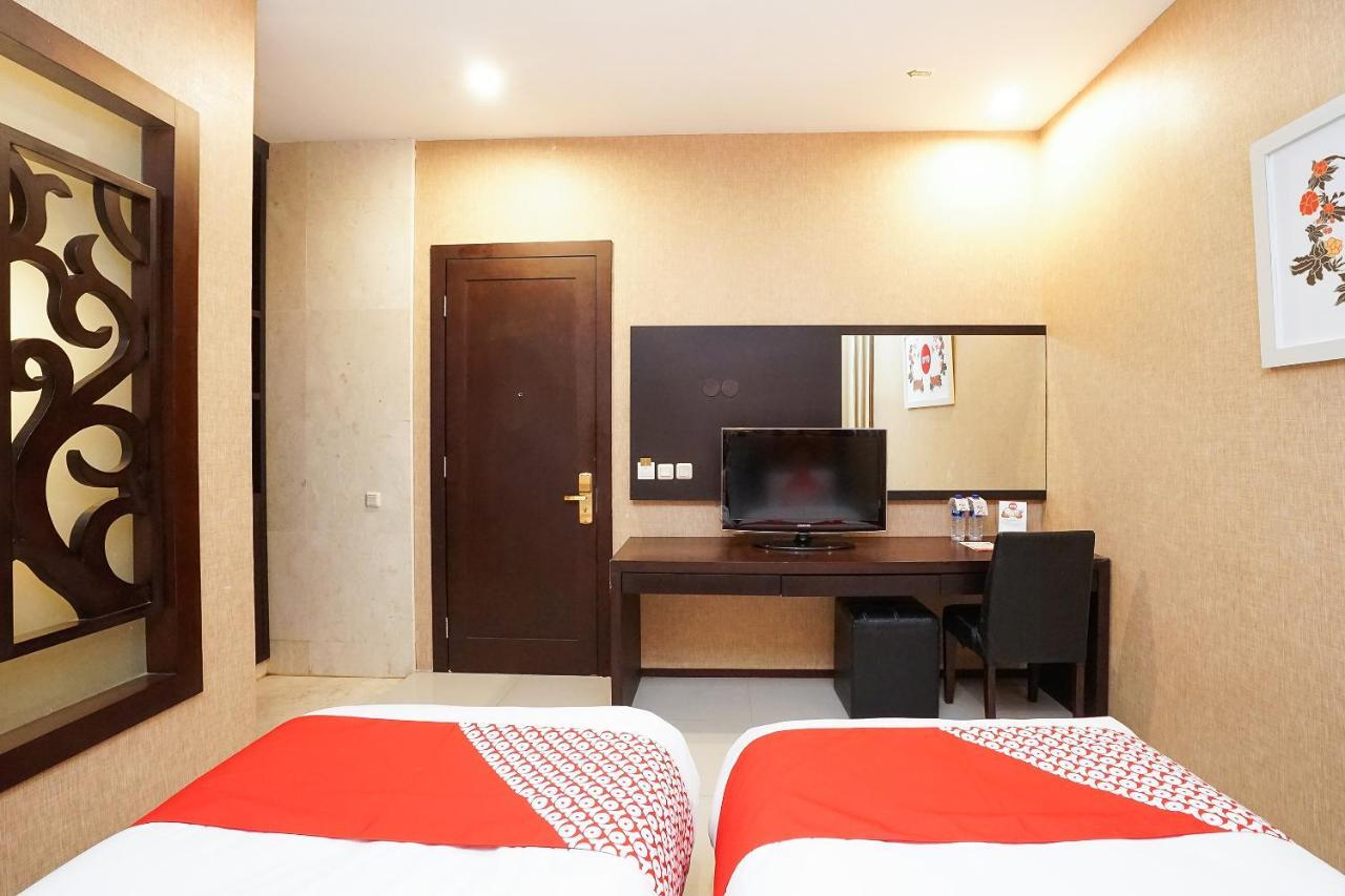 Hotel Istana Permata Ngagel Surabaja Zewnętrze zdjęcie