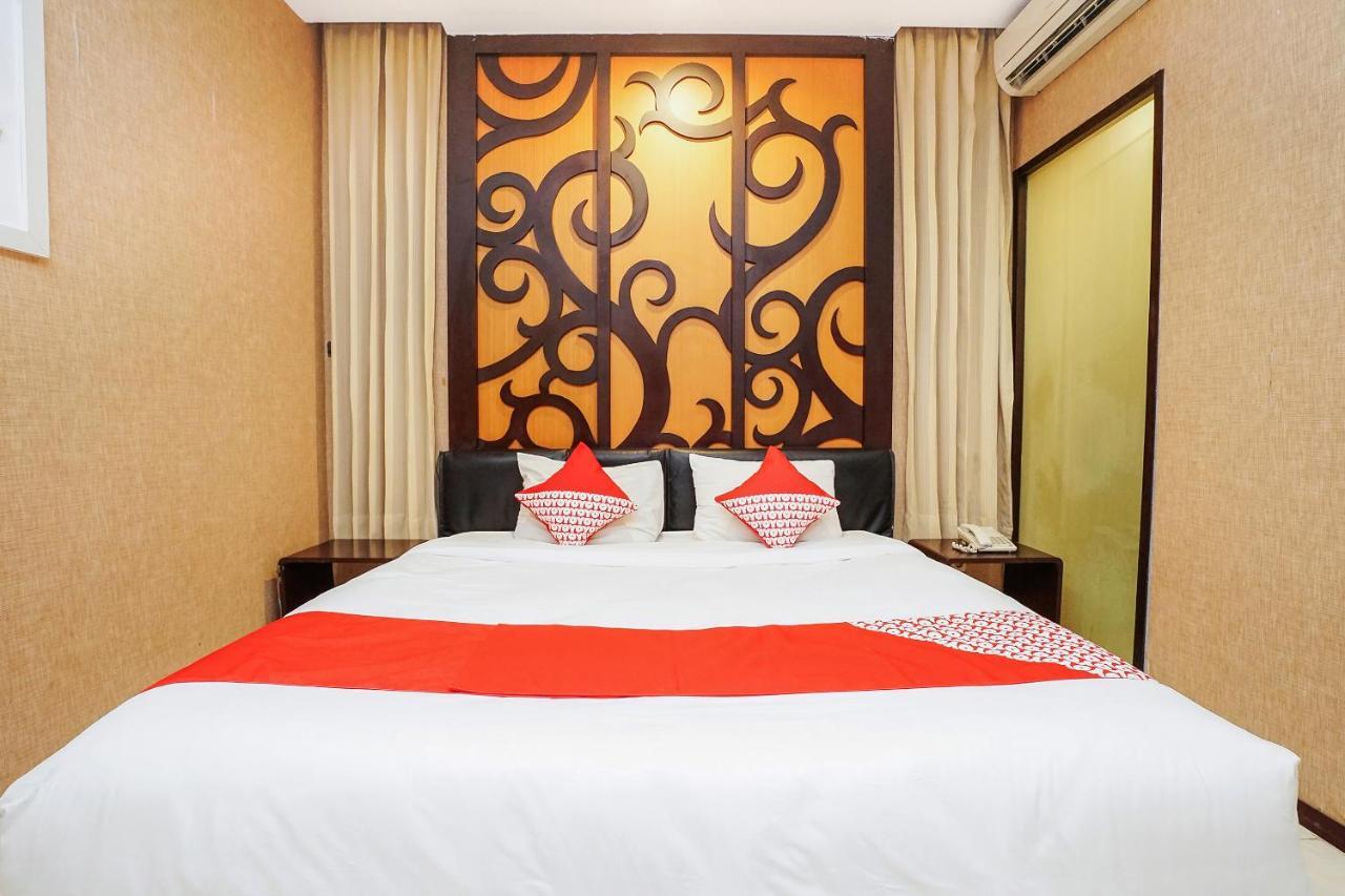 Hotel Istana Permata Ngagel Surabaja Zewnętrze zdjęcie