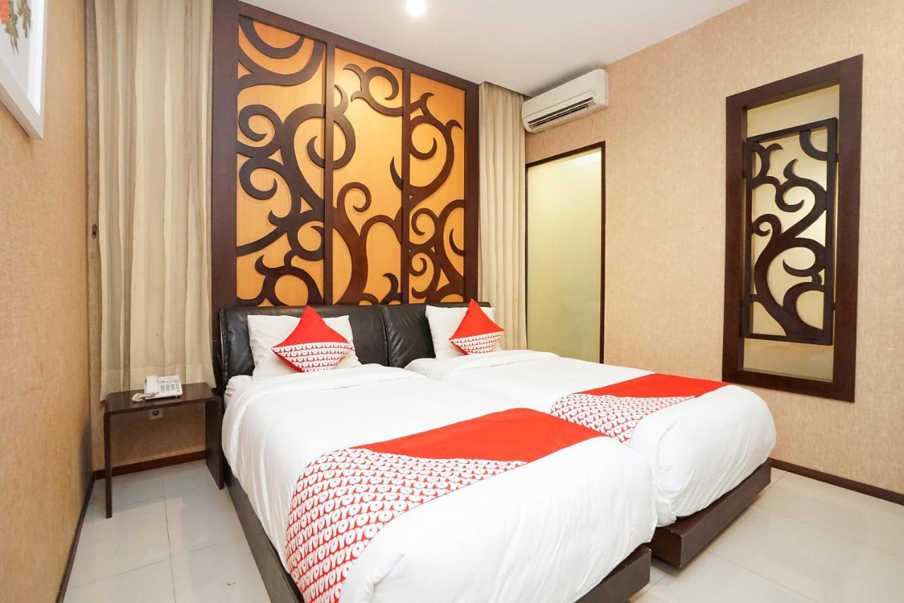 Hotel Istana Permata Ngagel Surabaja Zewnętrze zdjęcie