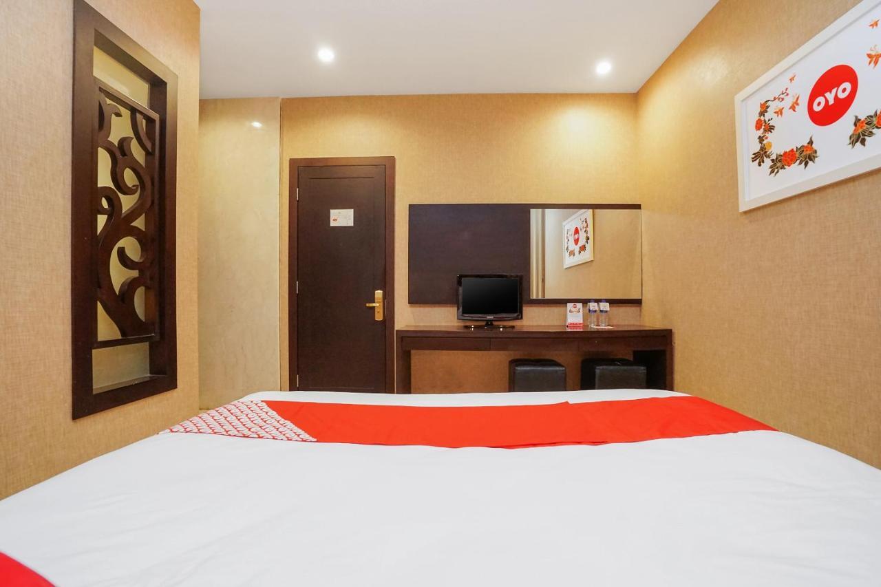 Hotel Istana Permata Ngagel Surabaja Zewnętrze zdjęcie