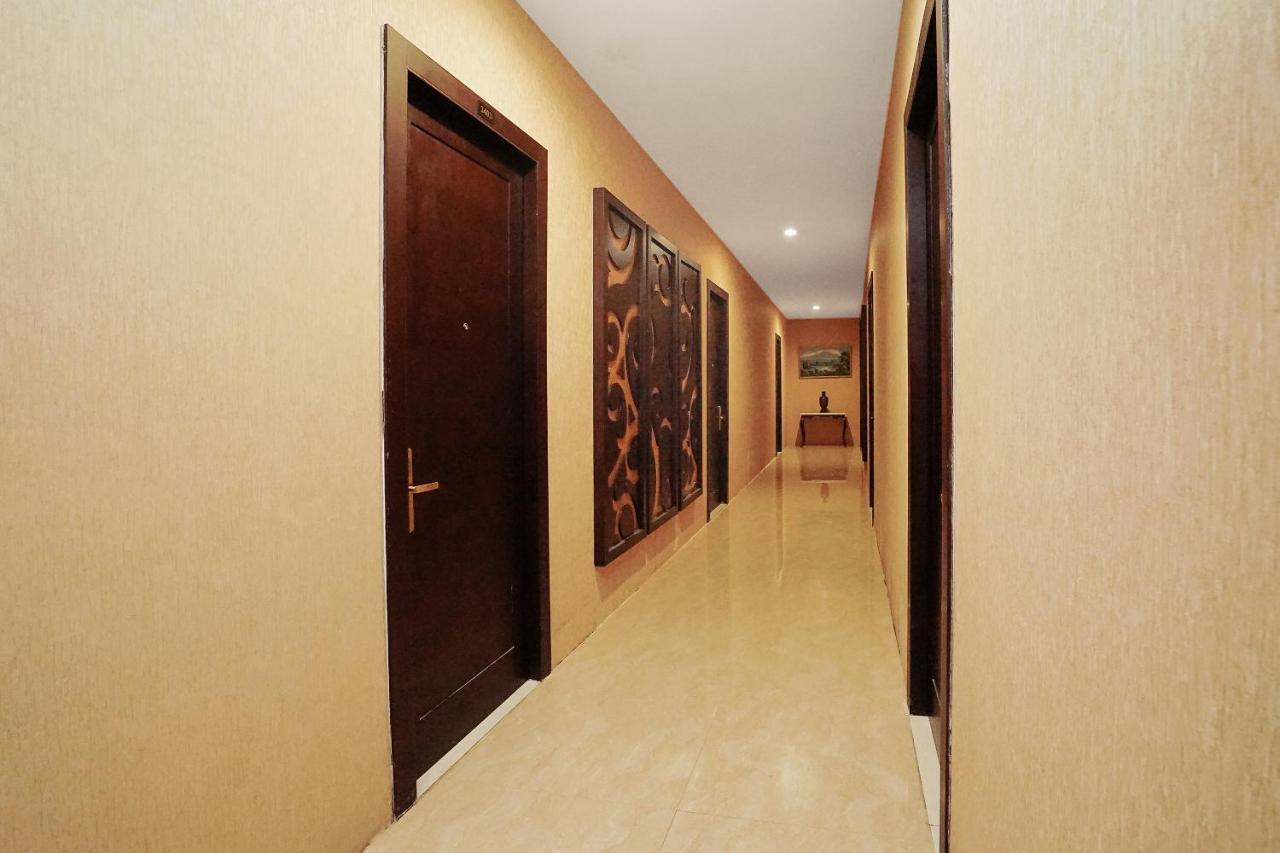 Hotel Istana Permata Ngagel Surabaja Zewnętrze zdjęcie
