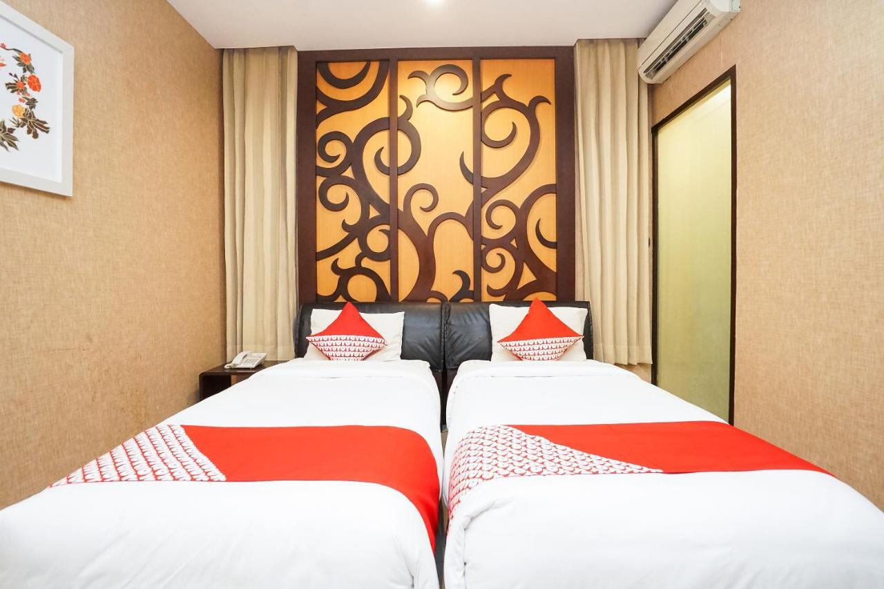 Hotel Istana Permata Ngagel Surabaja Zewnętrze zdjęcie